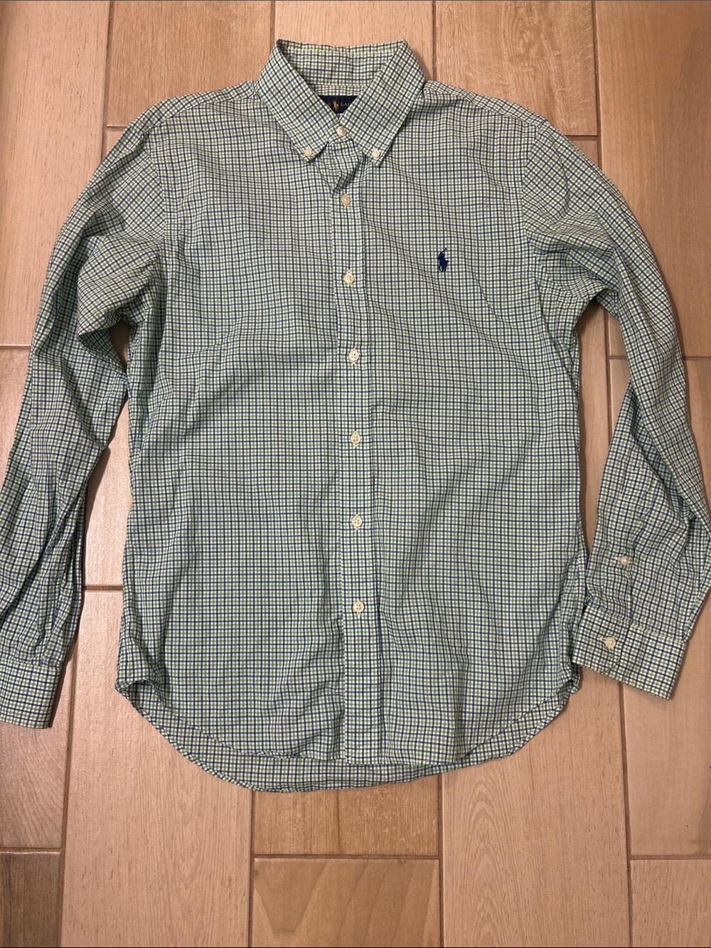 Men’s Ralph Lauren button up shirt size medium